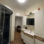 Gemuetliches Eg-apartment In Fuer 6 Lägenhet Weissenthurm