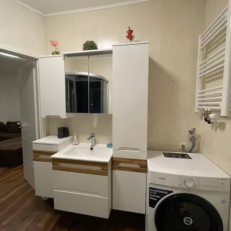 Gemuetliches Eg-apartment In Fuer 6 Appartement *