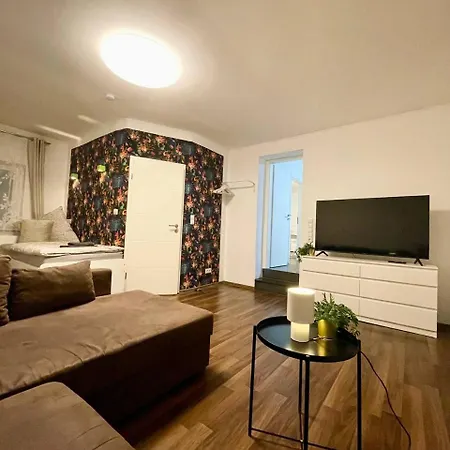 דירה Gemuetliches Eg-apartment In Fuer 6 *