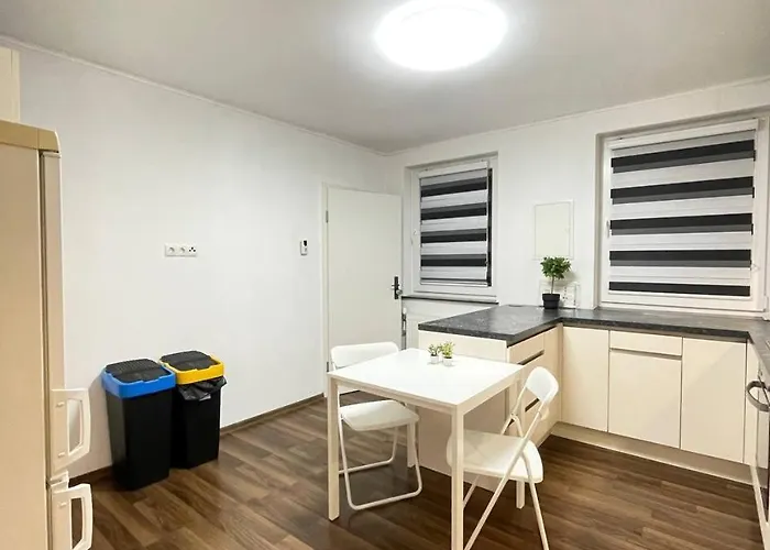 Gemuetliches Eg-apartment In Fuer 6 アパート